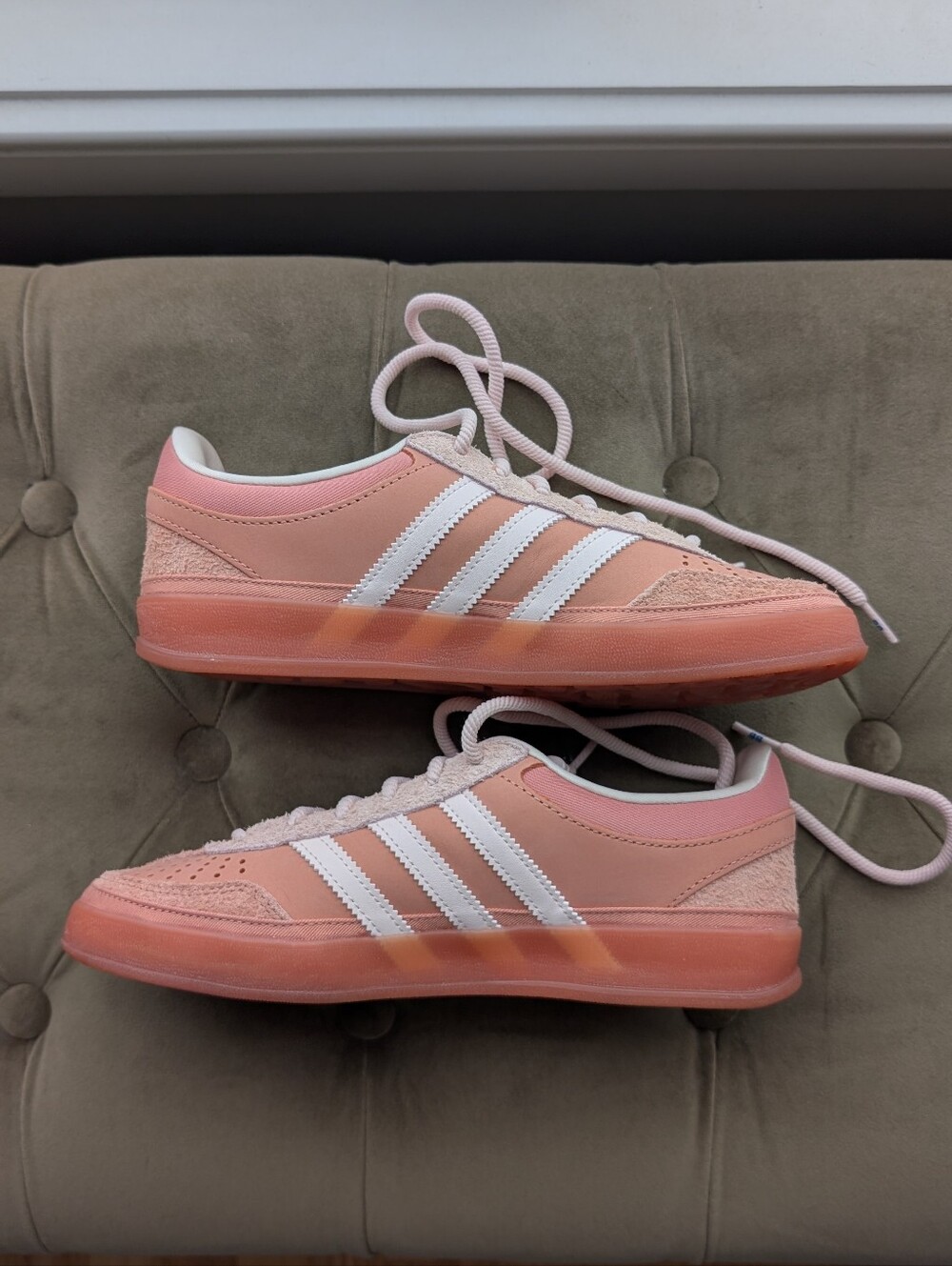 adidas Para Bad Bunny Cabo Rojo Gazelles MEN'S 6.5/WOMEN'S 7.5 - Picture 3 of 6
